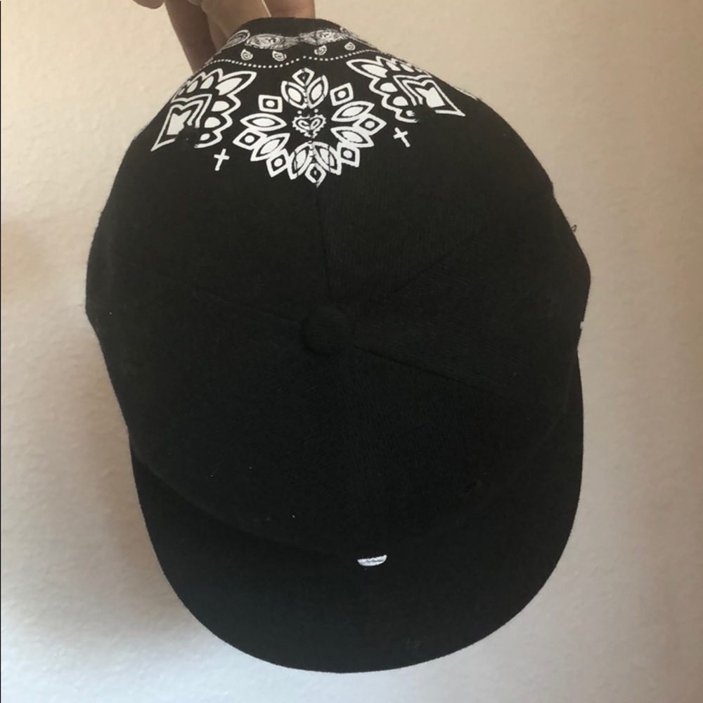 cap - Picture 2 of 5